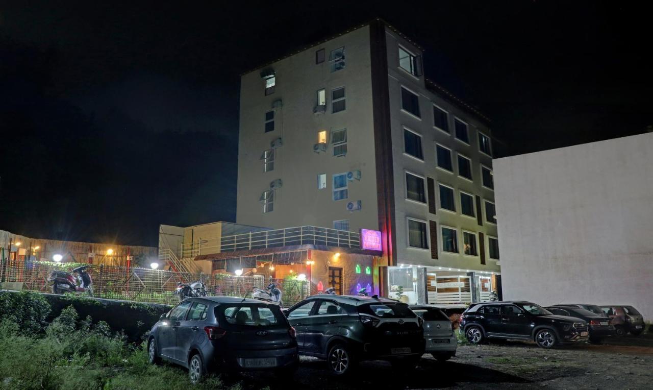 Hotel Hidden Delight Rishikesh Bagian luar foto