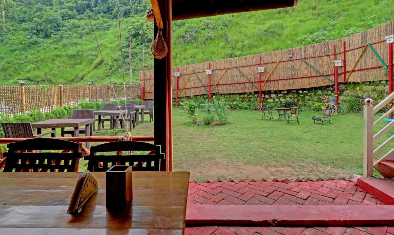 Hotel Hidden Delight Rishikesh Bagian luar foto