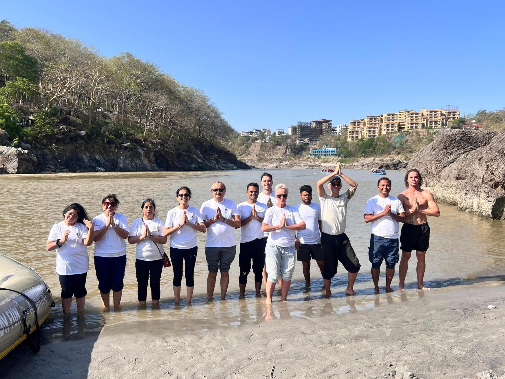 Hotel Hidden Delight Rishikesh Bagian luar foto