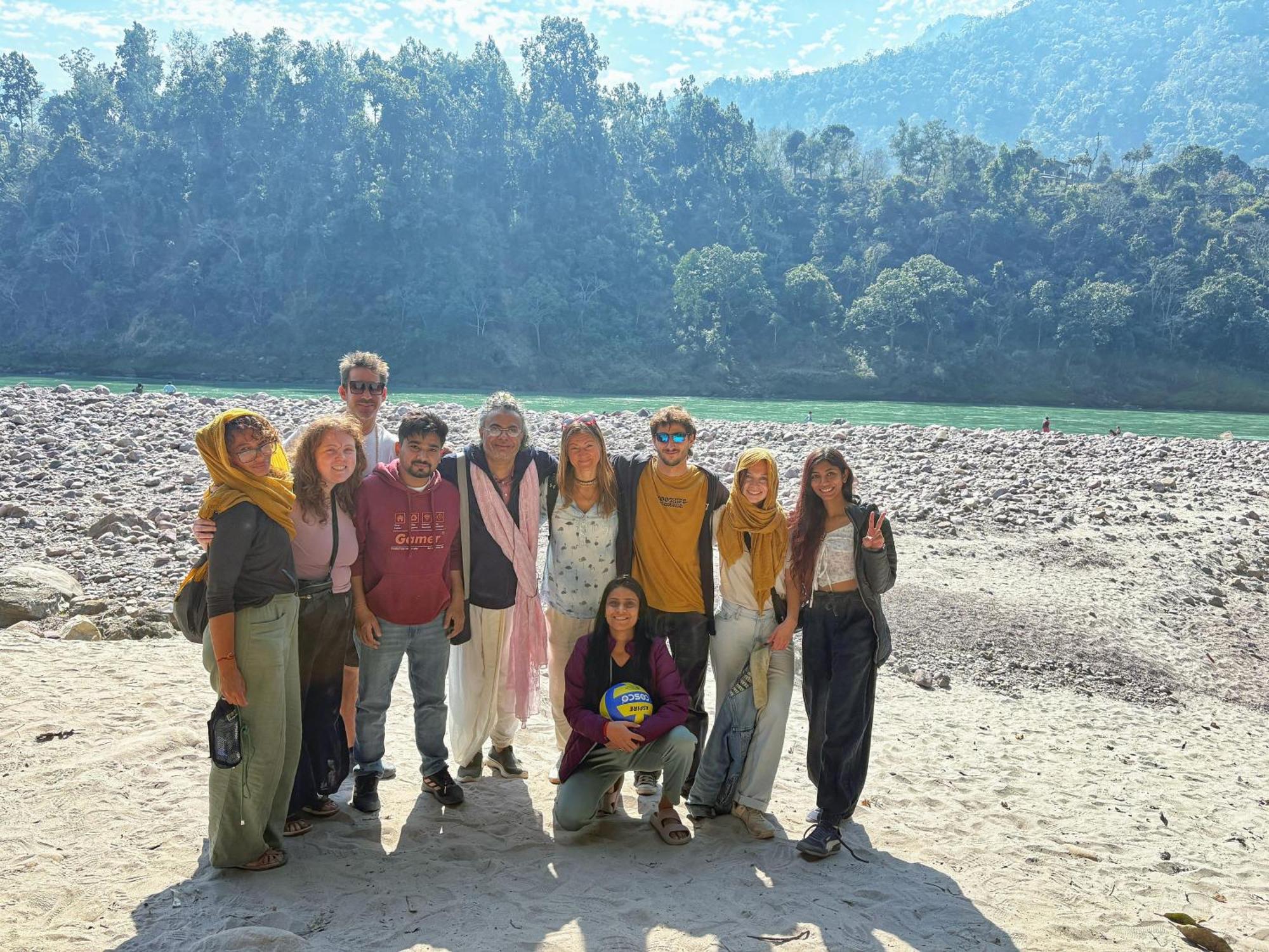 Hotel Hidden Delight Rishikesh Bagian luar foto